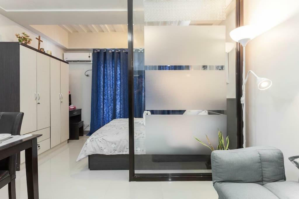 Jen'S Paranaque City Apartment Манила Екстериор снимка