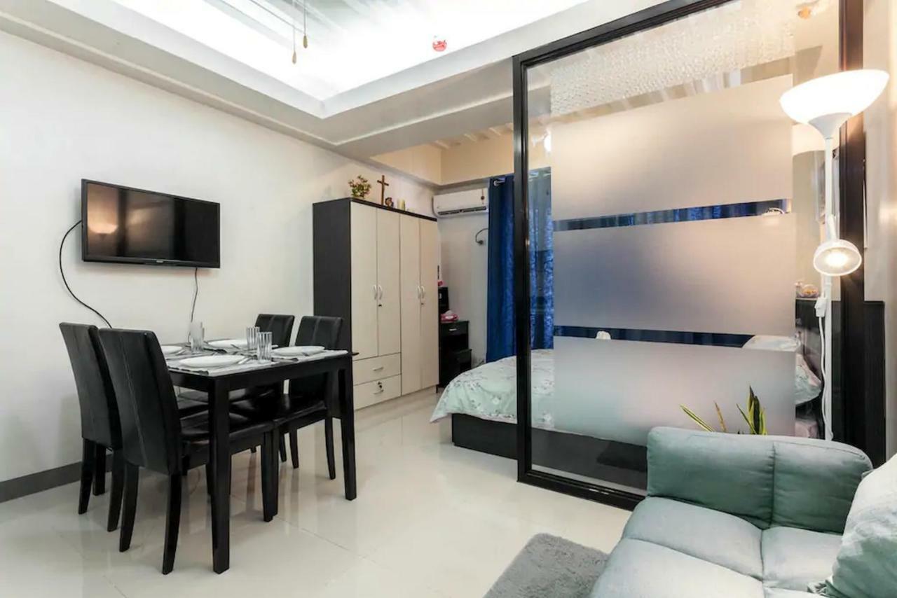 Jen'S Paranaque City Apartment Манила Екстериор снимка